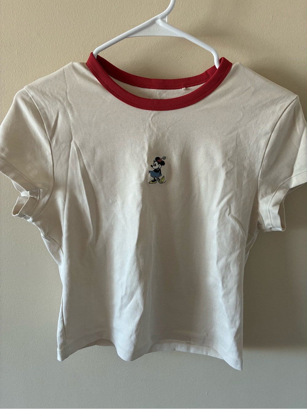 Uniqlo Japan Disney Minnie Mouse cropped t-shirt